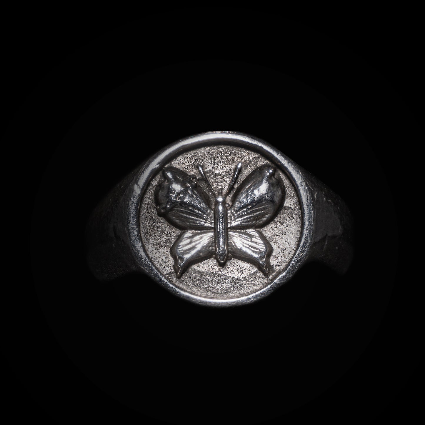PIMPED BUTTERFLY RING
